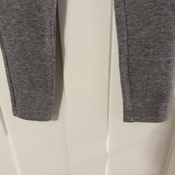 Express Gray Two-Piece Set - Picture 6 of 7